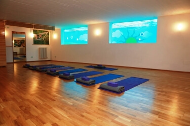 Il Borghino Yoga Room with MANDUKA quality yoga props
