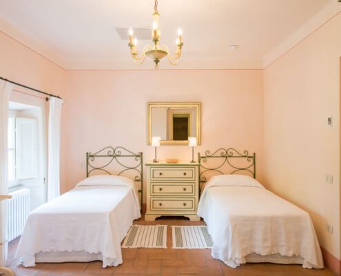 Villa Tramonte -Twin Bedroom with Ensuite Bathroom